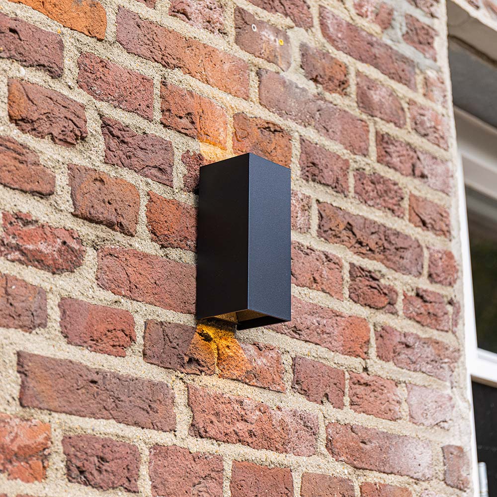 Miles S Dimmable 10W 3000K IP65 Black