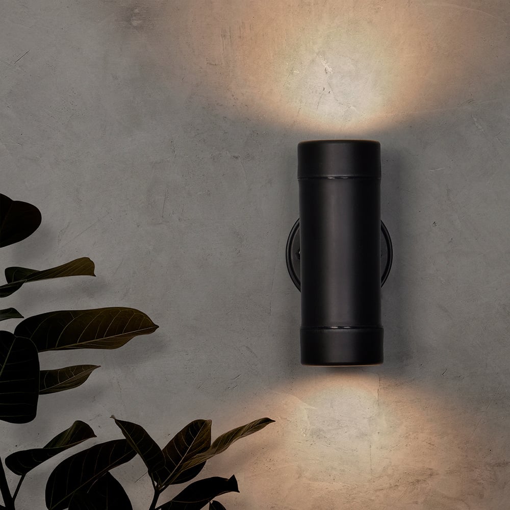 Otey - LED-væglampe sort - GU10 - IP44 - Up & Downlight - Polykarbonat