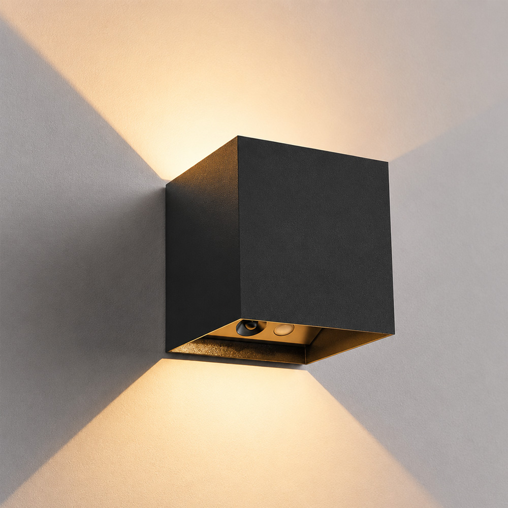 Kansas battery-powered wall lamp - Black - IP44 - 3000K - USB - Incl. motion sensor