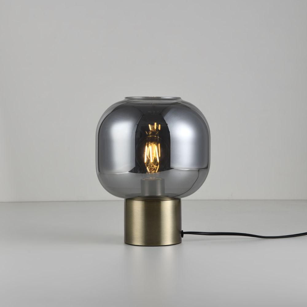 Bordlampe Xelyra vetro fumé - Kugle af røget glas - Metalfod i guld