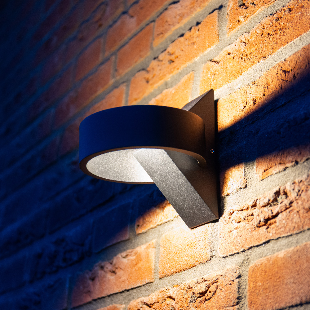 LED Wall Light Muta Black