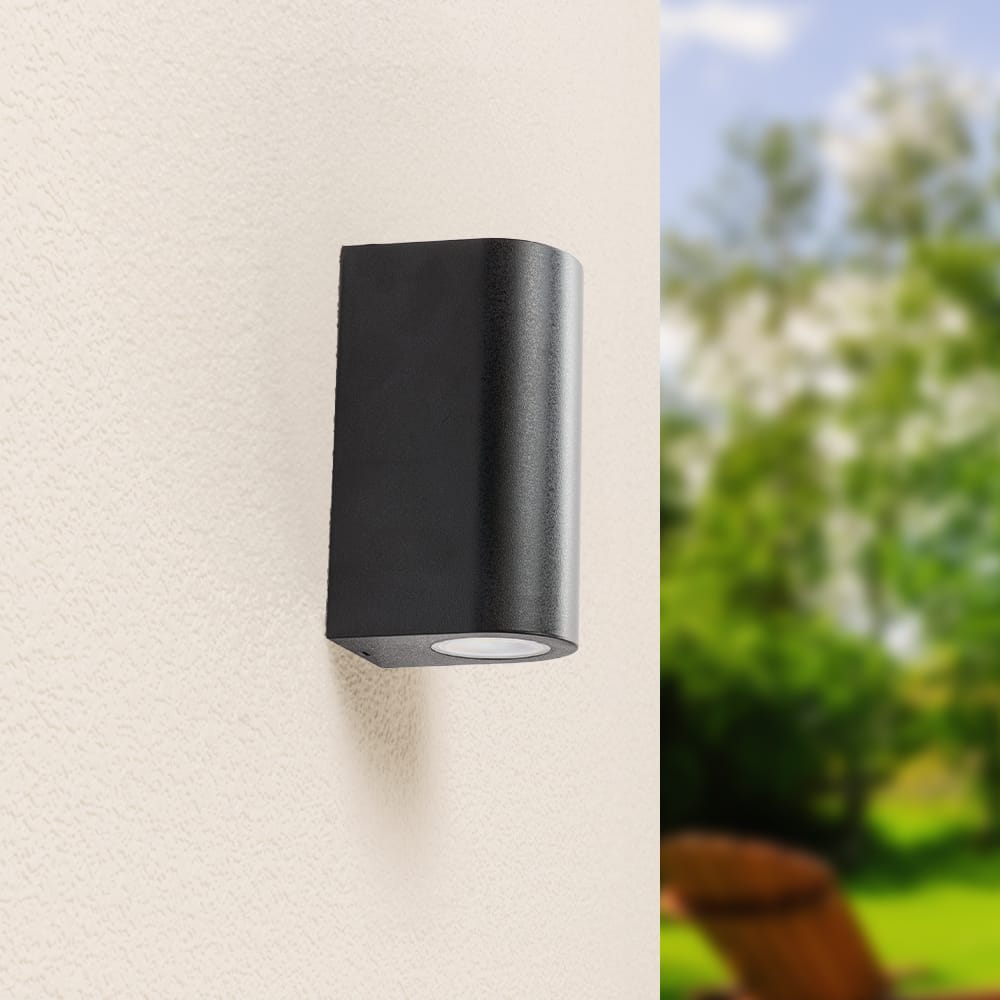 Douglas LED wandlamp Zwart - IP44 waterbestendig - Dimbaar - Up & Down light - GU10 excl. lichtbronnen - Polycarbonaat afbeelding