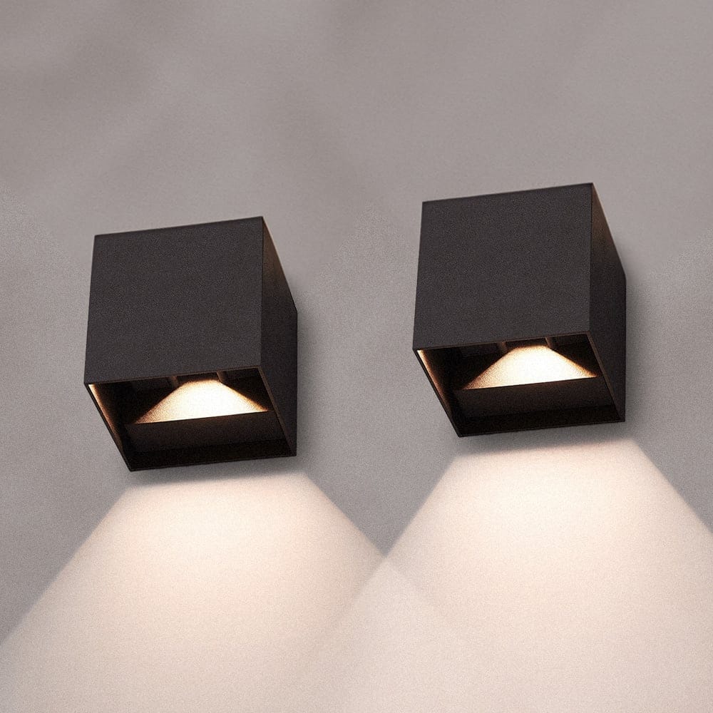Set van 2 Kansas Solar LED wandlampen XL - Kubus downlight - Incl. Bewegingssensor en schemerschakelaar - 3000K warm wit - IP54 waterdicht - Monocrystal - Zwart afbeelding