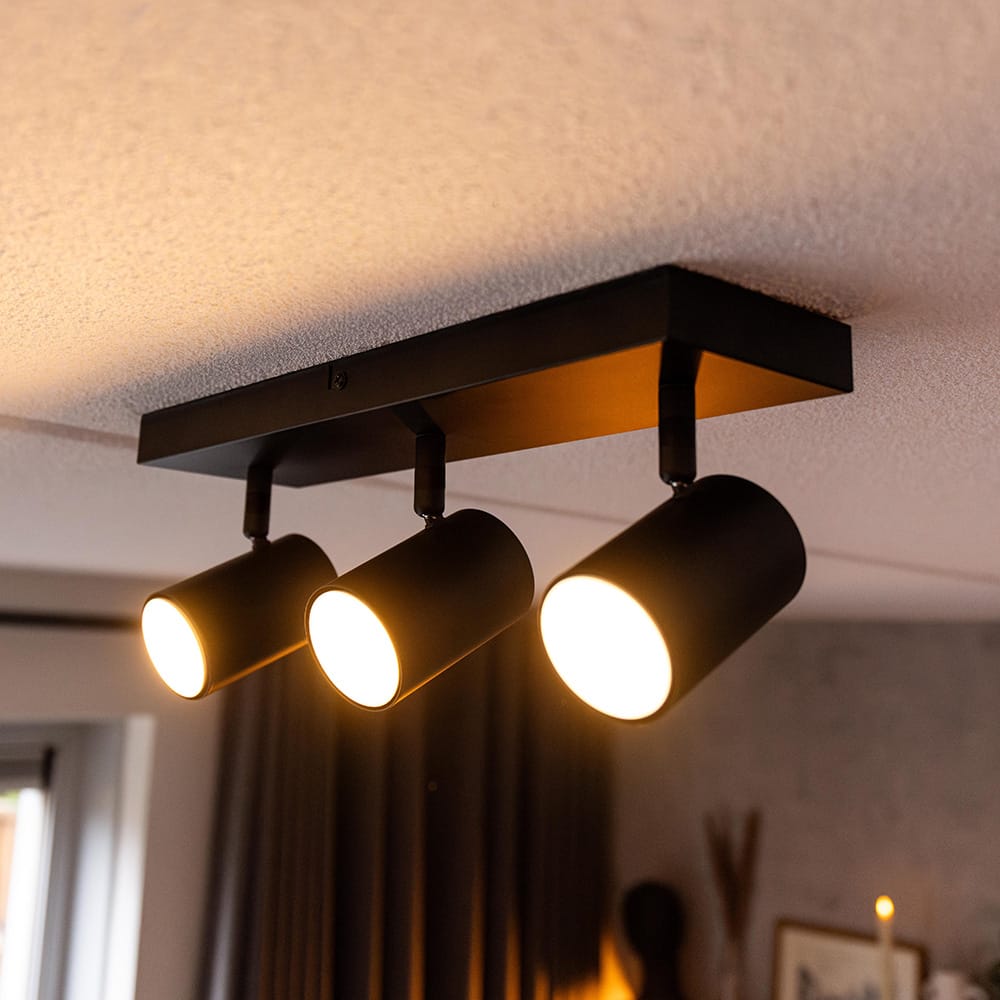 Lark LED Plafondlamp 3 spots GU10 Fitting Kantelbaar Draaibaar Zwart