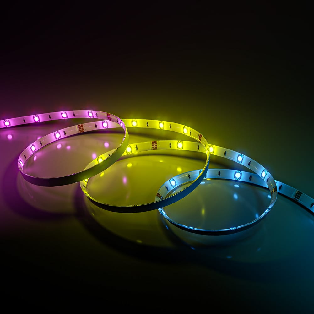 Liora Smart LED Strip 5m - Wifi & Bluetooth - RBGIC - Met afstandsbediening - IP44 voor binnen en buiten - SMD 5050 - 24 LEDs/m afbeelding