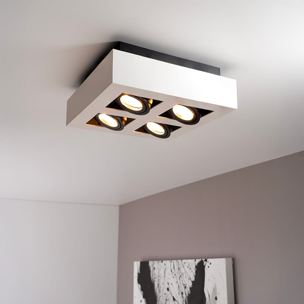 Pollux bianco II II by LUSENZ - Vierkante 4-lichts plafondlamp met richtbare spots, mat witte coating en zwart interieur afbeelding