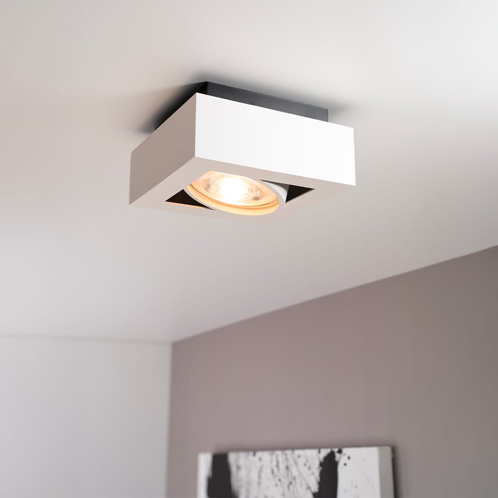 Castor bianco I by LUSENZ - Vierkante plafondlamp met richtbare spot en mat witte coating afbeelding