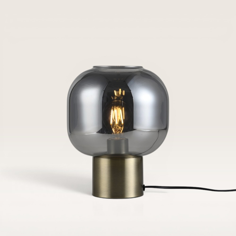 Tischleuchte Xelyra vetro fumé – Kugel aus Rauchglas und Metallfuß