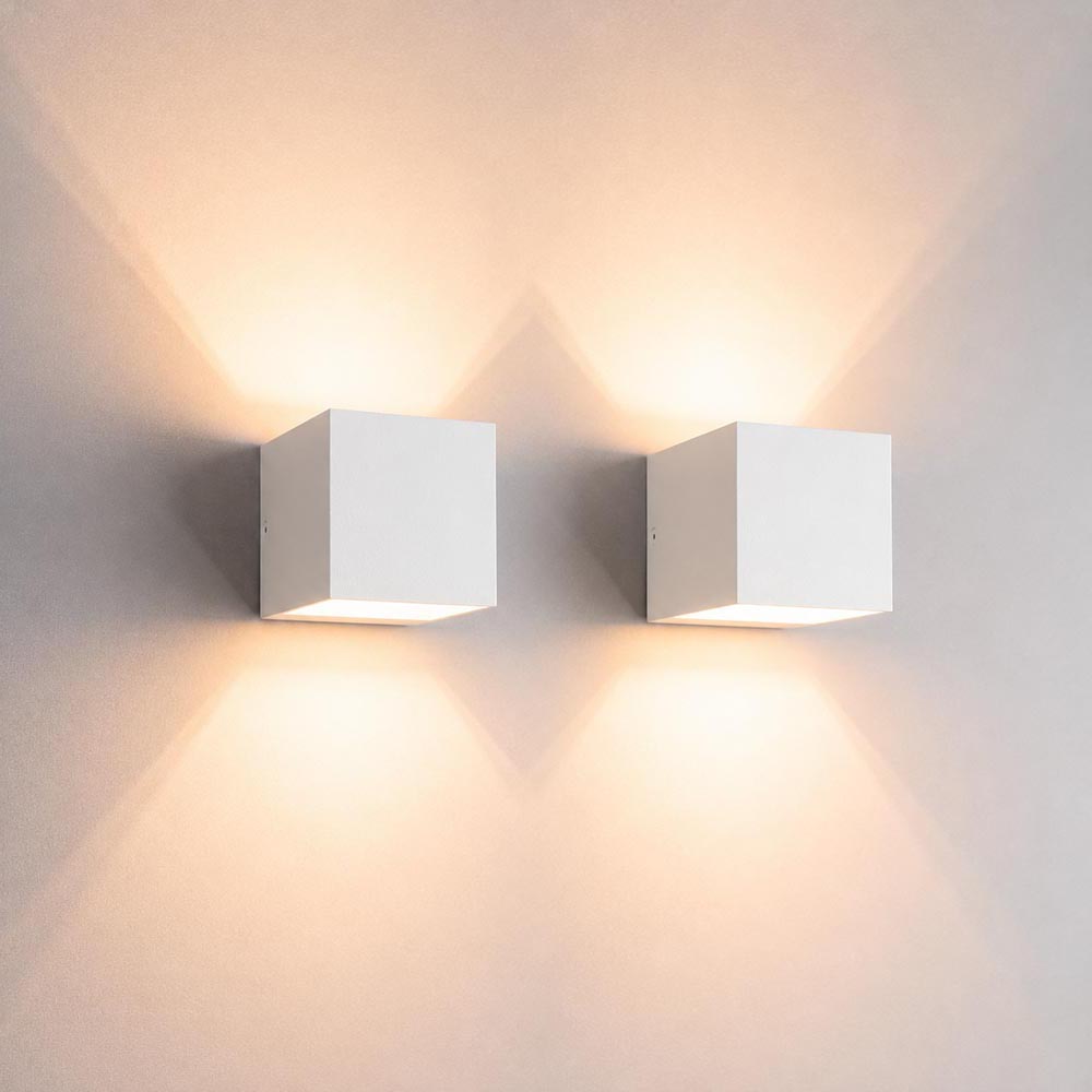 2x Fornax bianco - Cube-shaped up and down wall lamp with a matt white coating